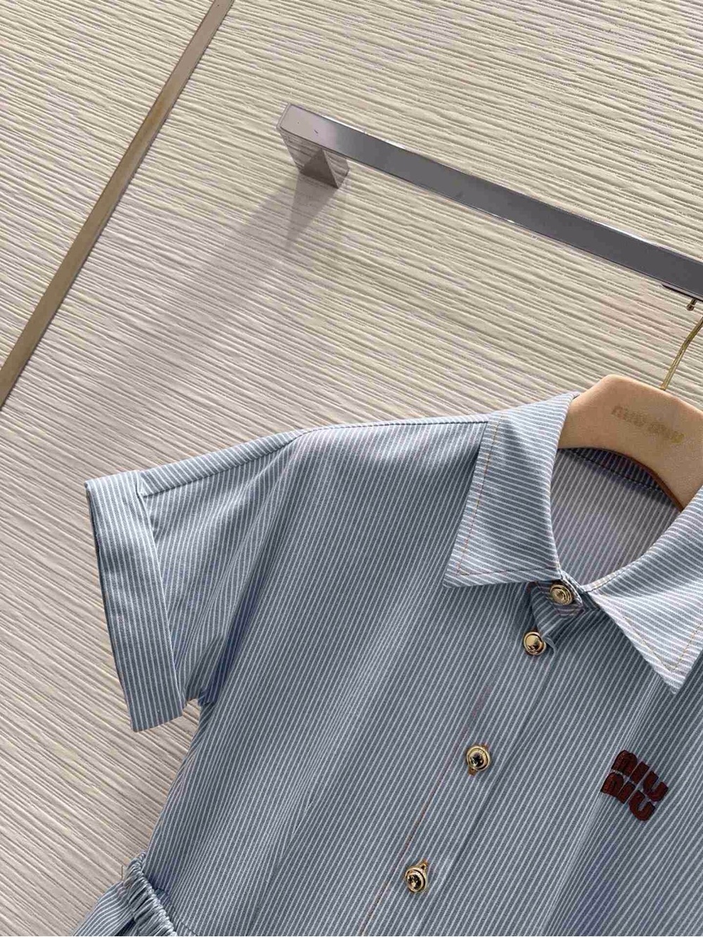 Miu Miu Light Blue Pleated Shirt Dress with Slim Belt - Picture 5 of 8